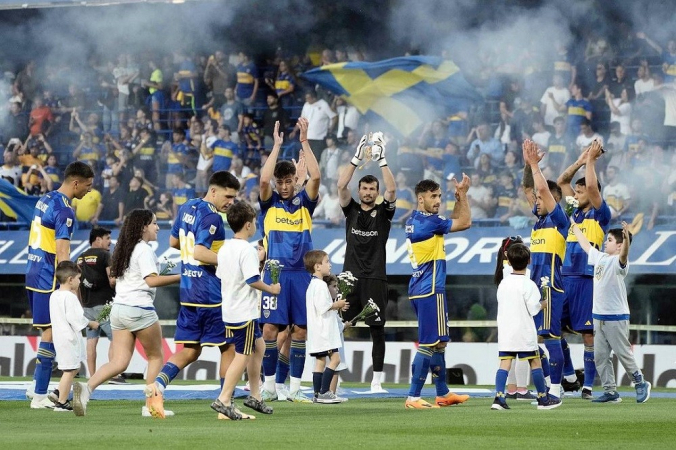 Maior campeão da Libertadores, Independiente provoca o Boca após vice