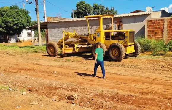 Pedido de Tiago Vargas é atendido com sucesso na operação tapa-buraco do bairro Centro-Oeste