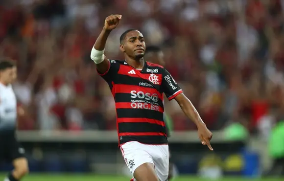 Flamengo afasta crise com vitória de 2 a 0 contra Timão no Brasileiro