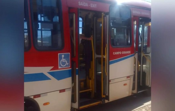 Consórcio Guaicurus enfrenta novo problema: dois ônibus quebram em horário de pico